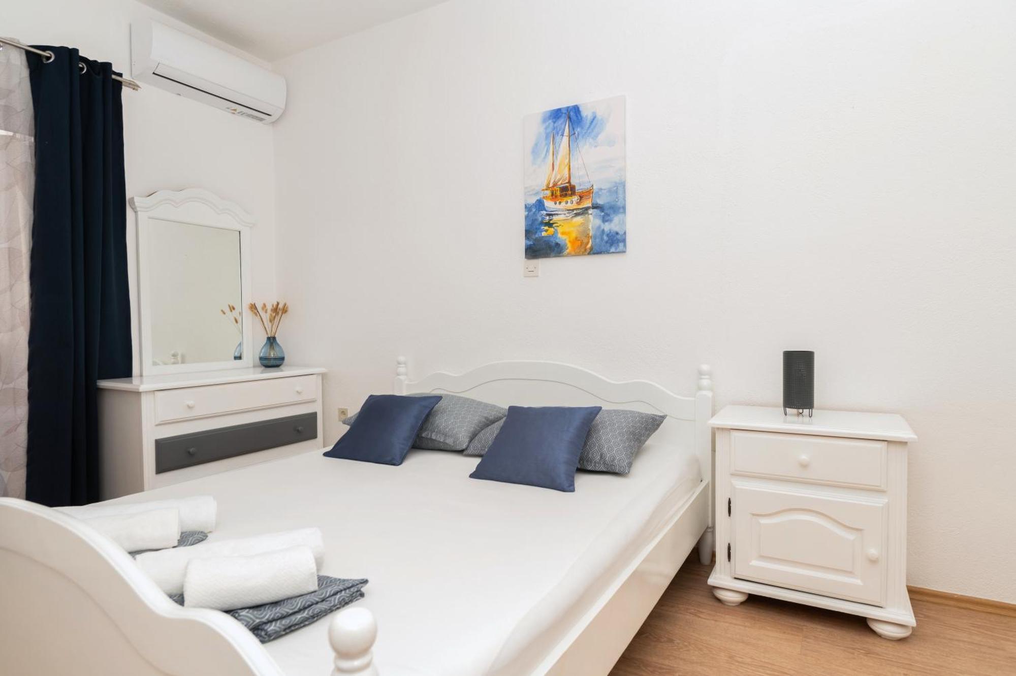Apartments Marsela 图彻皮 外观 照片